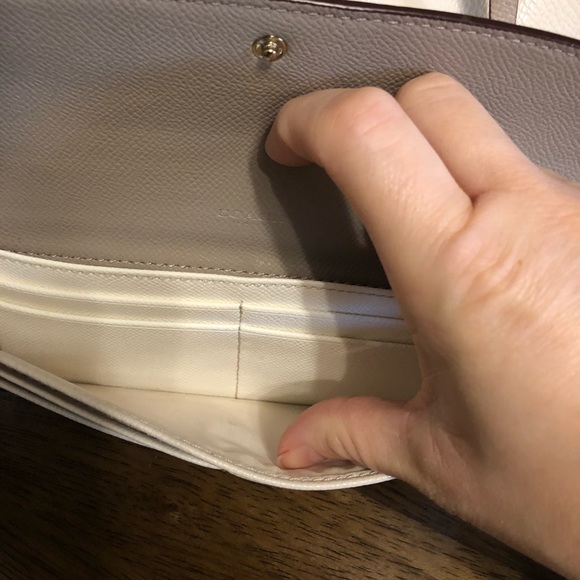 Coach purse & wallet combo FREE GIFT INCLUDED - Picture 6 of 7